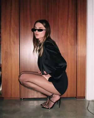 Charlotte Lawrence / charlotteslawrence nude photo #0074