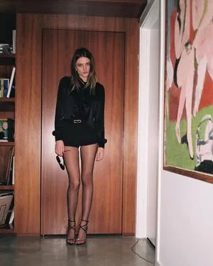 Charlotte Lawrence / charlotteslawrence nude photo #0079