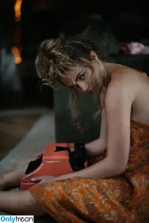 Charlotte Mckee / charlottemckee nude photo #0058