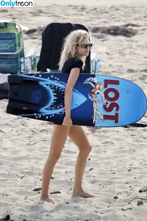 Charlotte McKinney / Char_mck / charlottemckinney / simp chat nude photo #1543