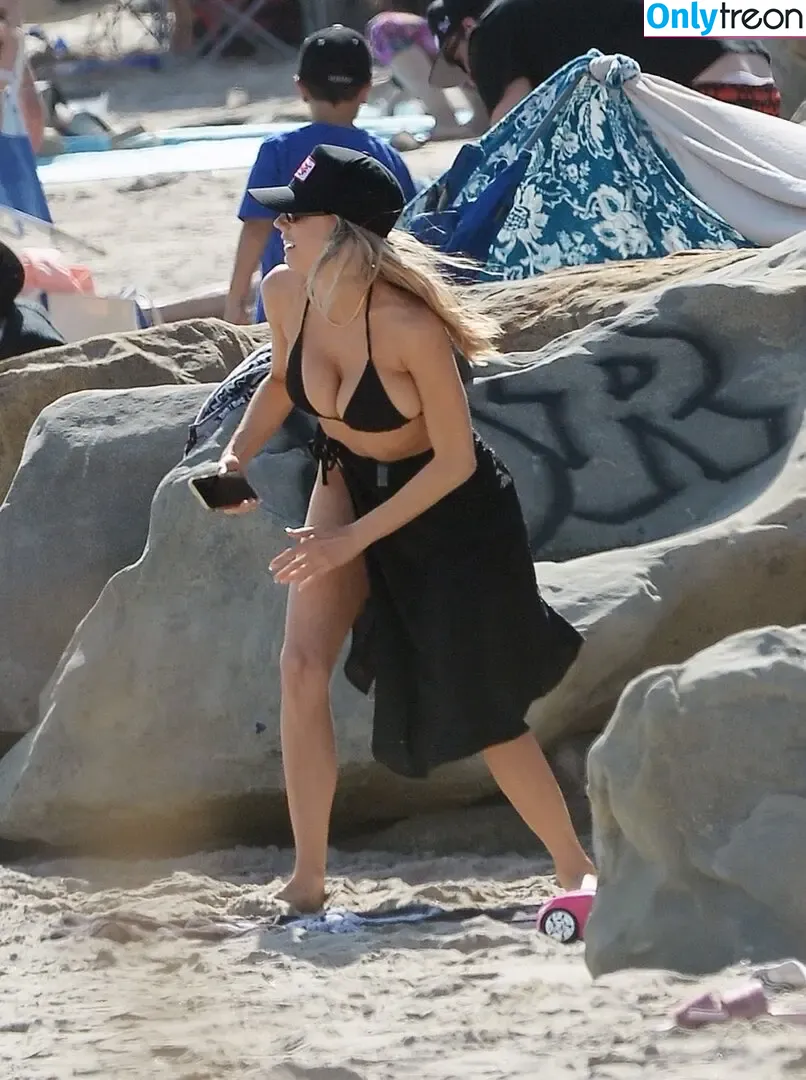 Charlotte McKinney nude photo #1043 (Char_mck / charlottemckinney / simp chat)