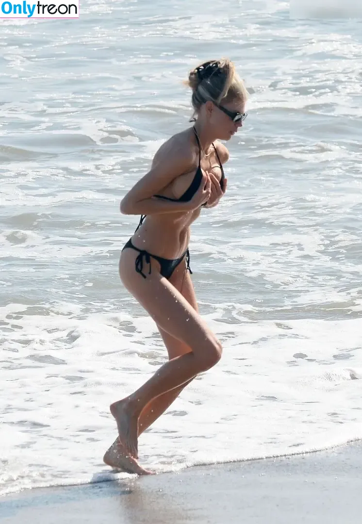 Charlotte McKinney nude photo #1044 (Char_mck / charlottemckinney / simp chat)