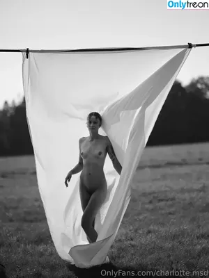 Charlotte.msd nude photo #0008