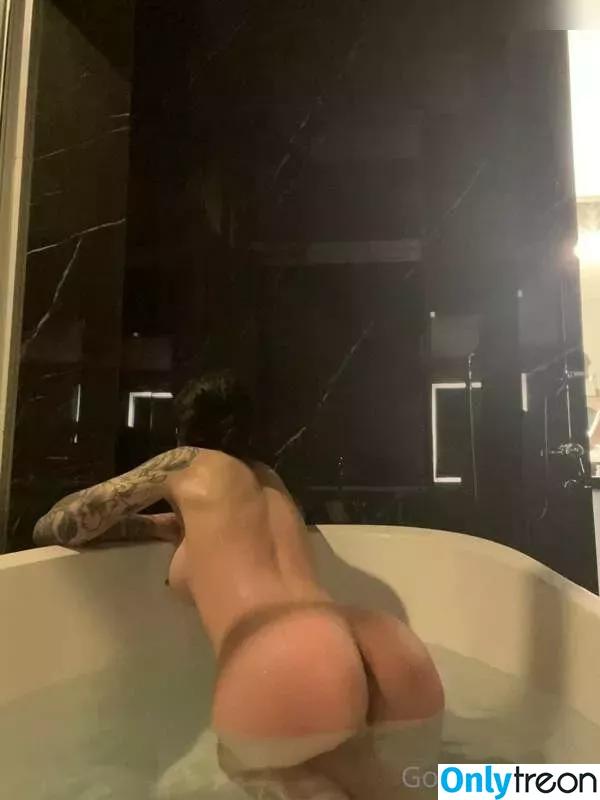 Charlotte Sartre nude photo #0345 (gothcharlotte)