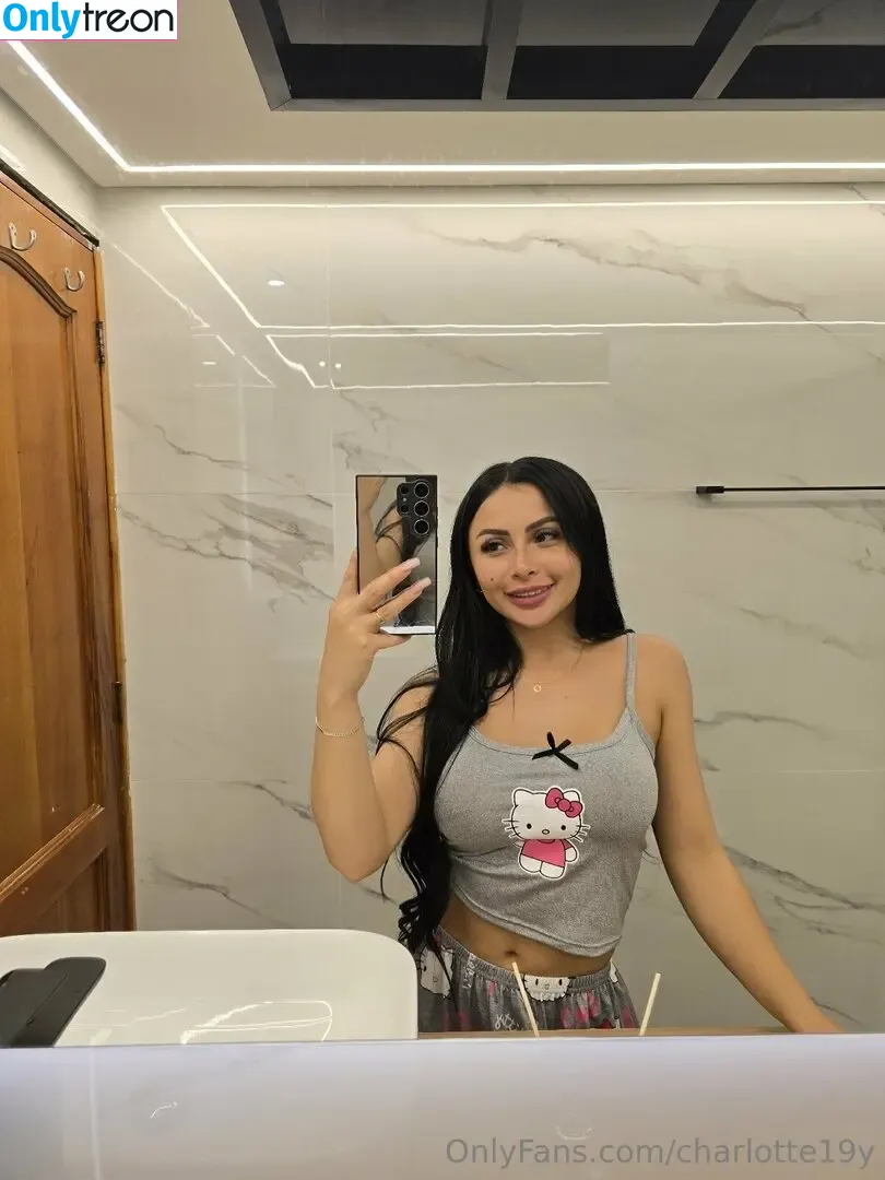 charlotte19y nude photo #0580 (charlotte19y)