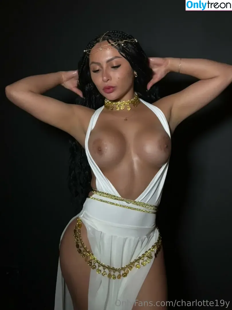 charlotte19y nude photo #0596 (charlotte19y)