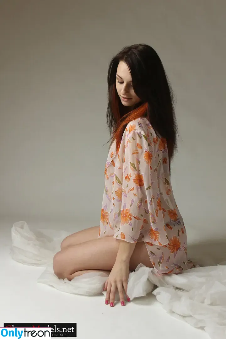 CharmModels nude photo #0953 (charm_models_women_fashion)