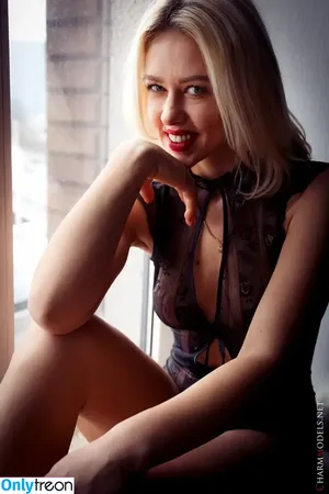 CharmModels / charm_models_women_fashion nude photo #1324