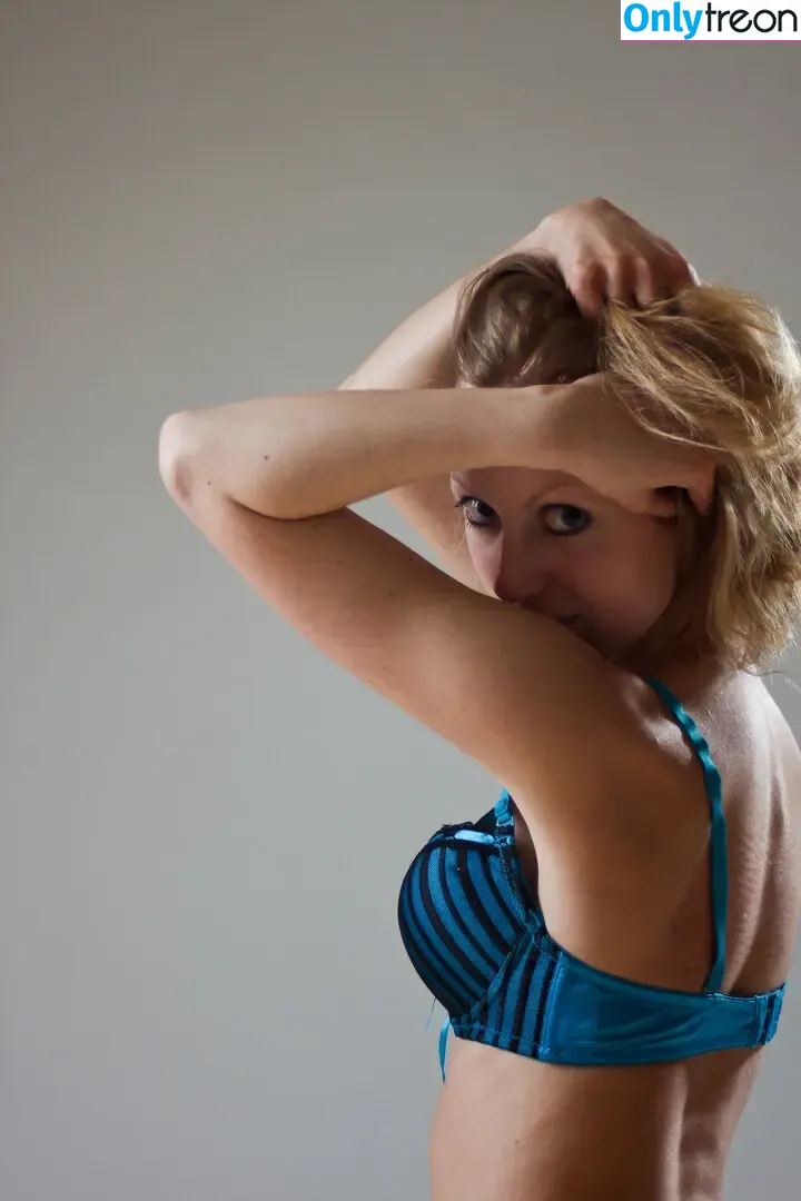 CharmModels nude photo #2138 (charm_models_women_fashion)