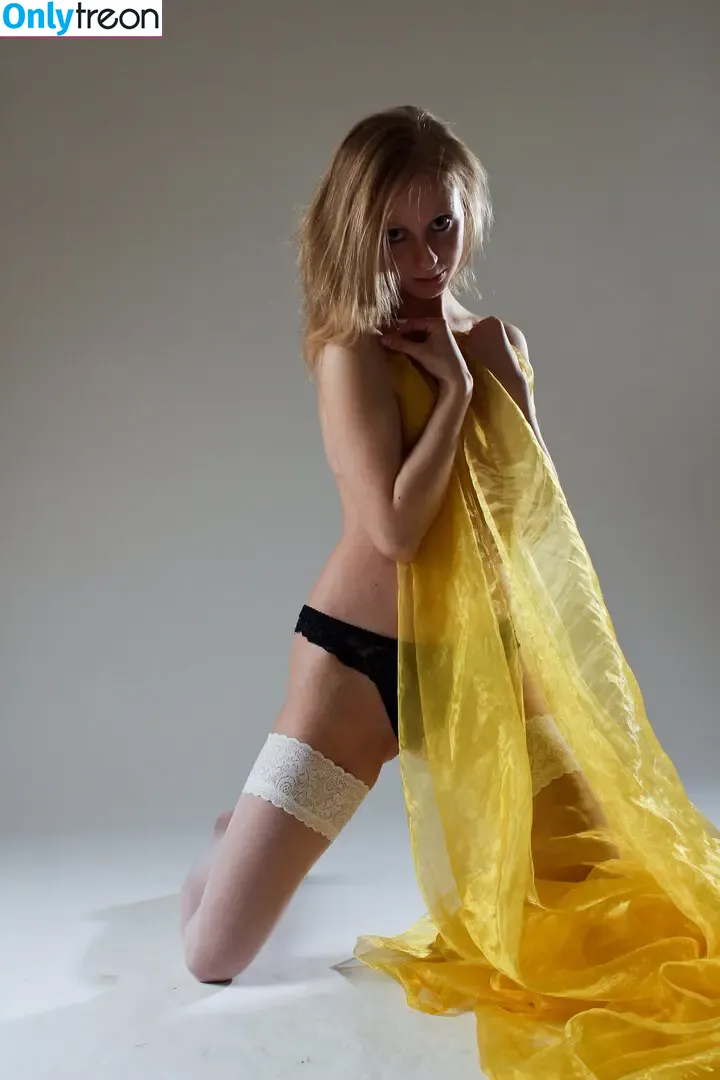 CharmModels nude photo #2152 (charm_models_women_fashion)