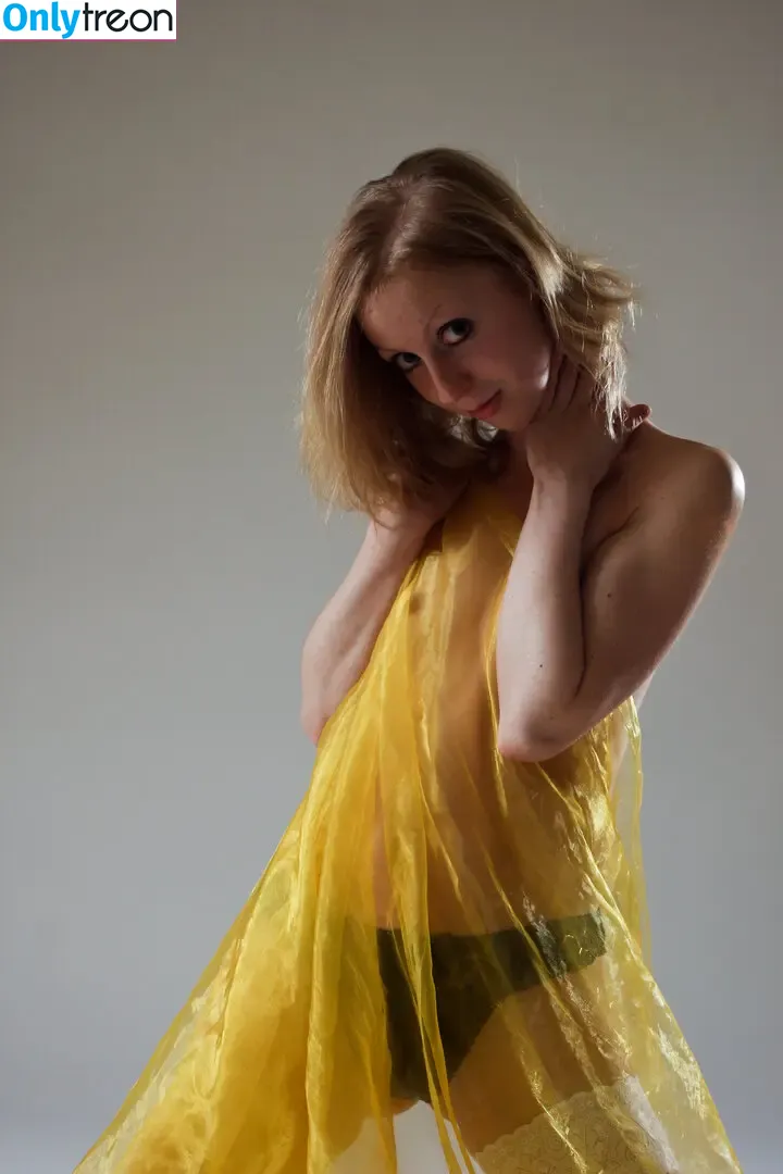 CharmModels nude photo #2156 (charm_models_women_fashion)