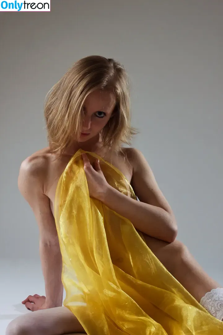 CharmModels nude photo #2181 (charm_models_women_fashion)