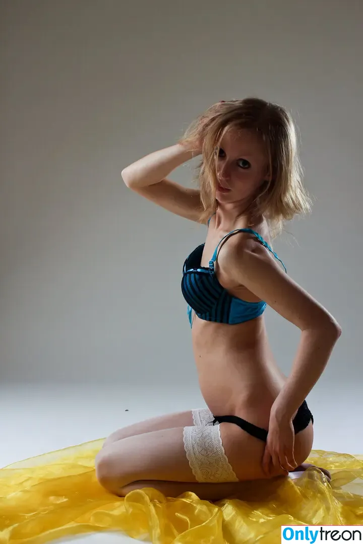 CharmModels nude photo #2184 (charm_models_women_fashion)