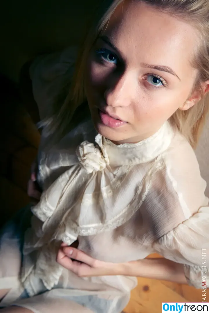 CharmModels nude photo #2284 (charm_models_women_fashion)