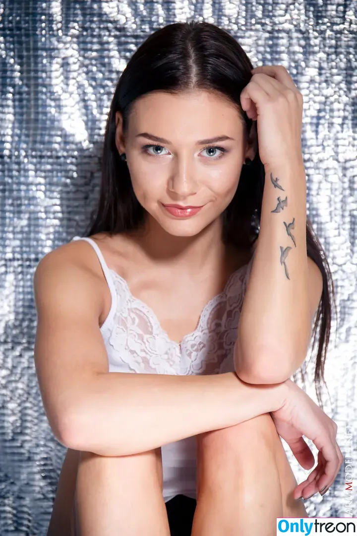 CharmModels nude photo #2419 (charm_models_women_fashion)