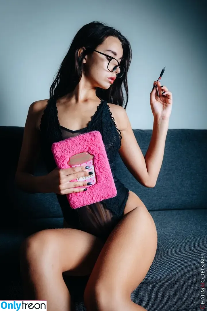CharmModels nude photo #2618 (charm_models_women_fashion)