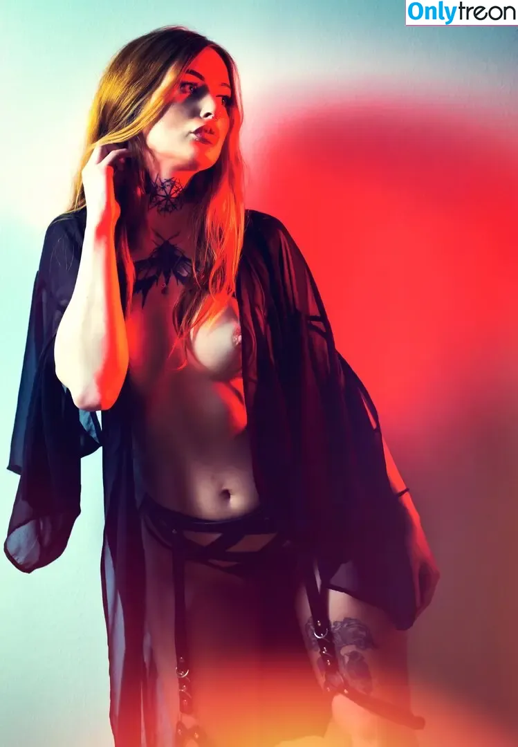Chasingowl nude photo #0001 (Chasingowl)