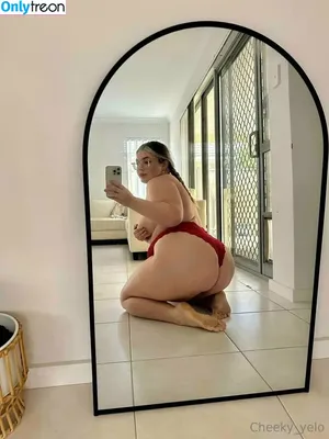 cheeky_yelofree / cheekyreelss nude photo #0196