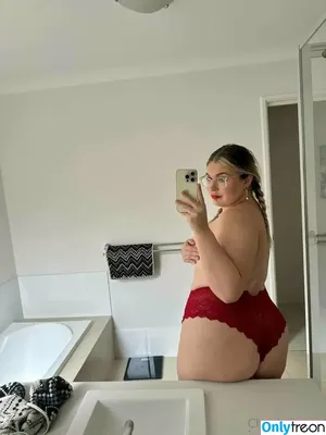 cheeky_yelofree / cheekyreelss nude photo #0197