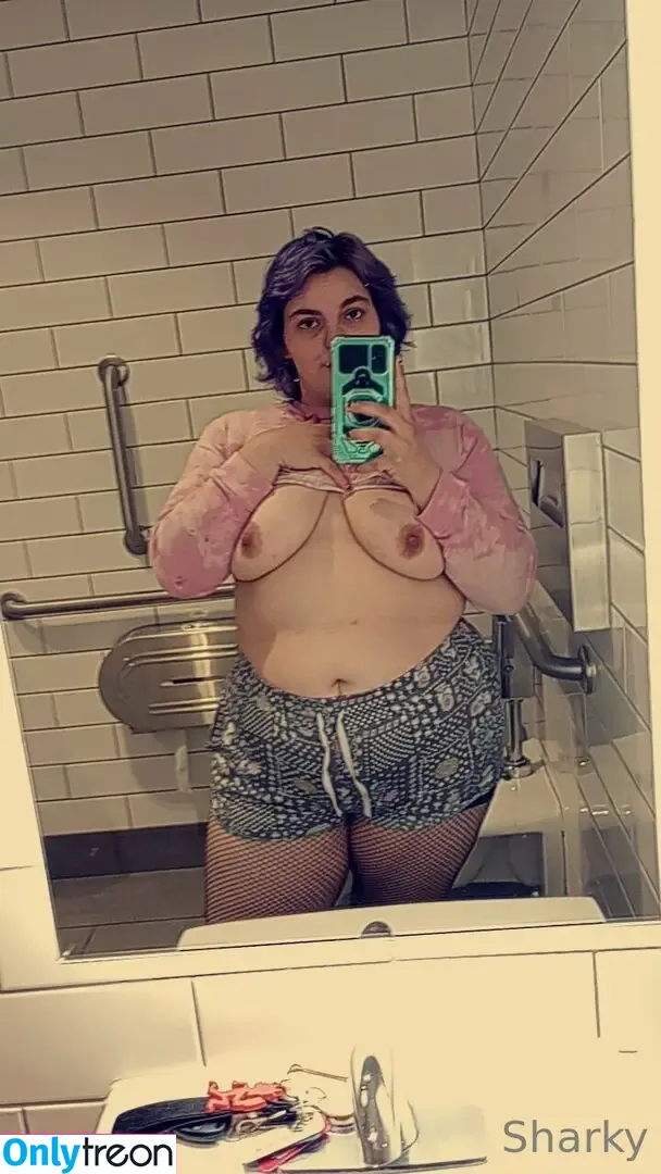 chefsharkie nude photo #0044 (chefsharkie)