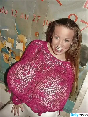 Chelsea Charms / chelsea_charms_ nude photo #4399