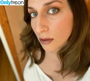 Chelsea Peretti / chelsanity nude photo #0005