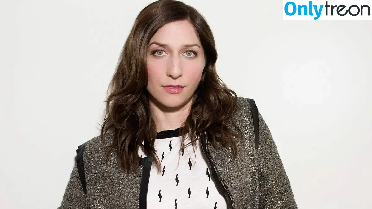 Chelsea Peretti nude photo #0022 (chelsanity)