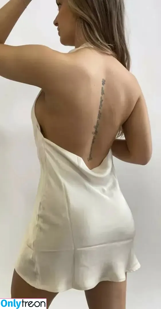 Chelsea Sommers nude photo #0115 (chelseasommers_)