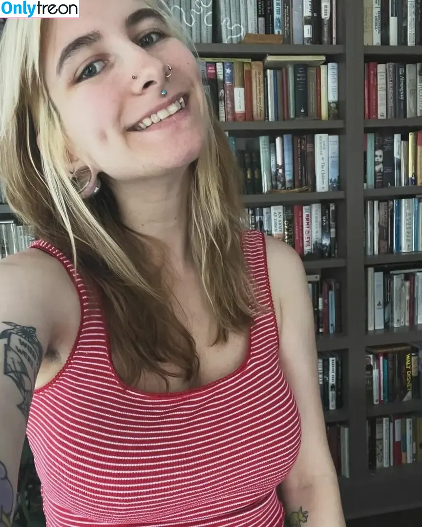 Chelsea Wallace nude photo #0001 (dirtbagbaby143)