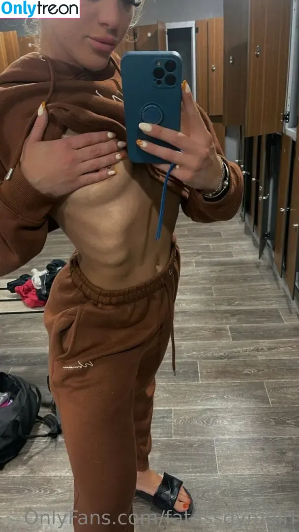 Chelsey Warnes nude photo #0016 (chelseywarnes_fitness / fatassgymgirl)