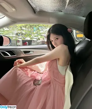 chengzimiaoj / CoachX99_ 橙子喵酱 / chengzi_ali nude photo #0051