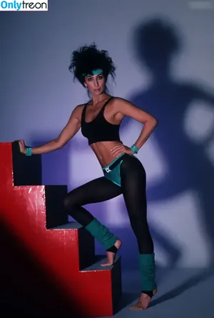 Cher nude photo #0032
