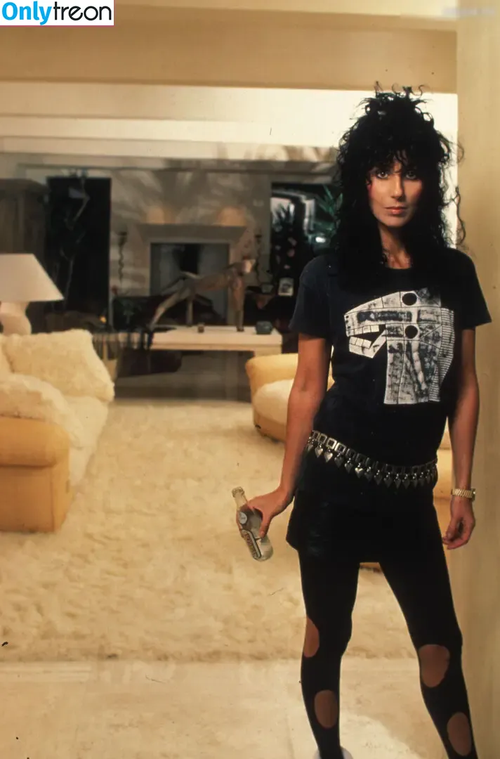Cher nude photo #0017 (Cher)