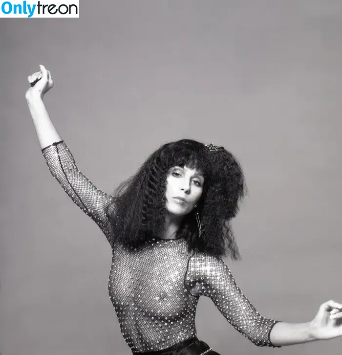 Cher nude photo #0037 (Cher)