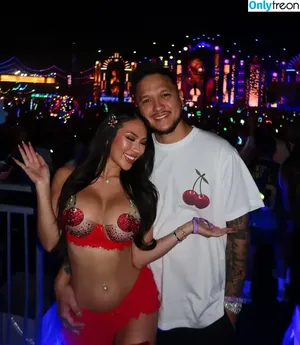 Cherry Nguyen / cherrynguyen_ / cherrynguyenn_ nude photo #0047