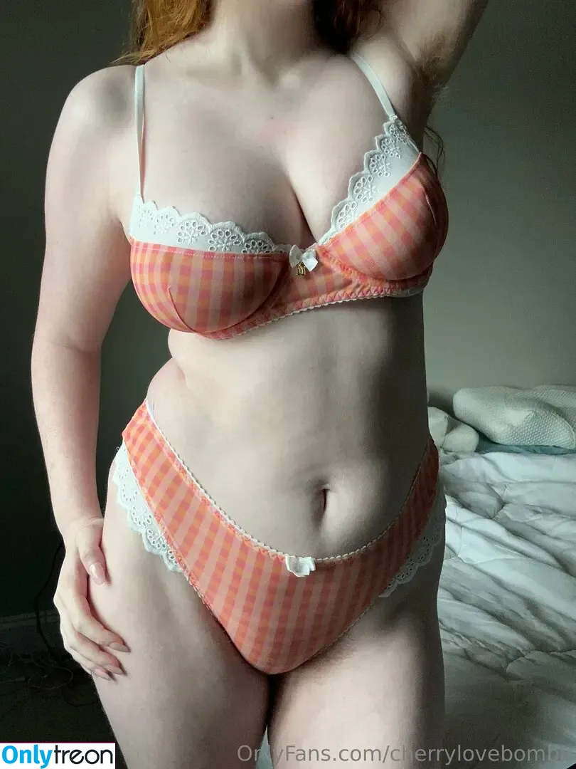 Cherrylovebombb nude photo #1601 (cherrylovebombx)