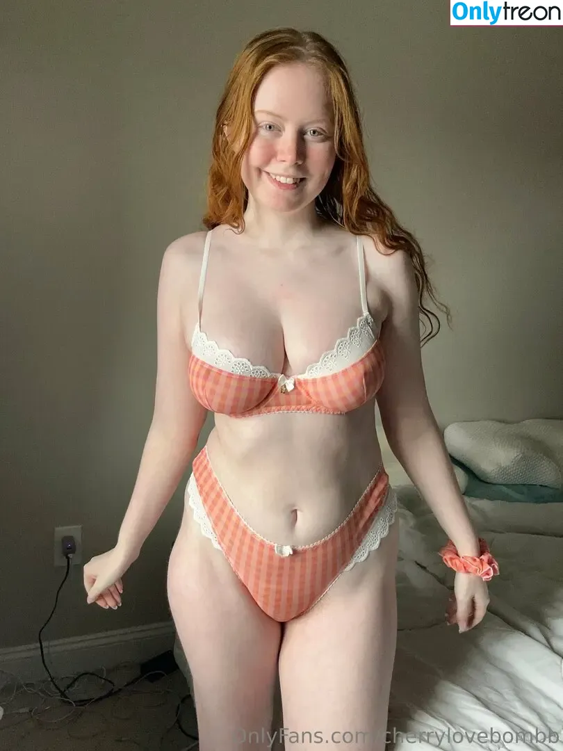 Cherrylovebombb nude photo #1606 (cherrylovebombx)