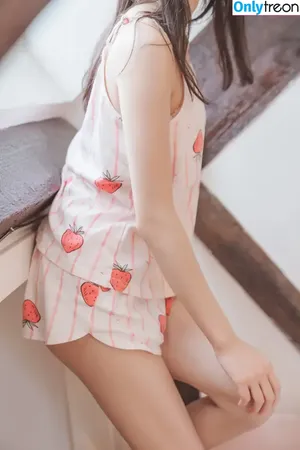cherryneko0628 / arrias nude photo #3174