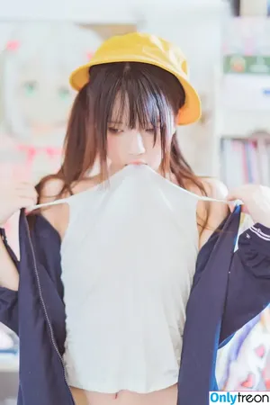 cherryneko0628 / arrias nude photo #3382