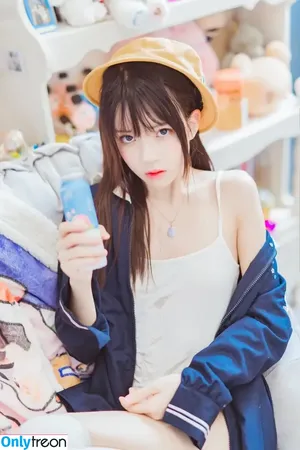 cherryneko0628 / arrias nude photo #3409