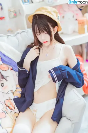 cherryneko0628 / arrias nude photo #3414