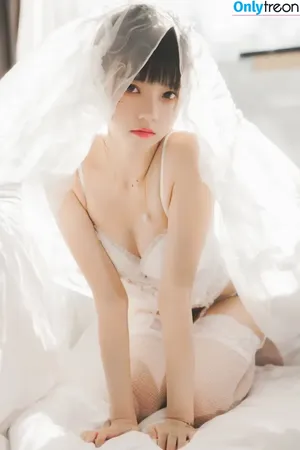 cherryneko0628 / arrias nude photo #3521