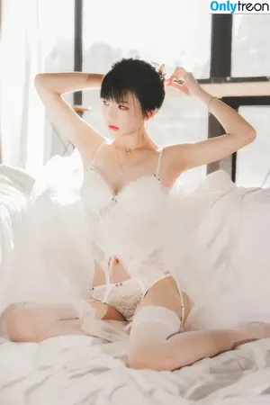 cherryneko0628 / arrias nude photo #3525