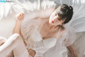 cherryneko0628 / arrias nude photo #3700