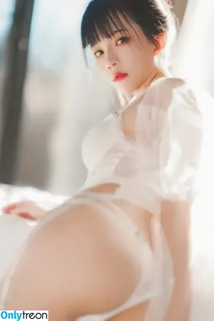 cherryneko0628 / arrias nude photo #3707