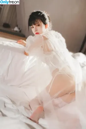 cherryneko0628 / arrias nude photo #3709