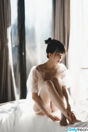 cherryneko0628 / arrias nude photo #3723