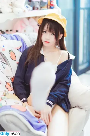 cherryneko0628 / arrias nude photo #4053
