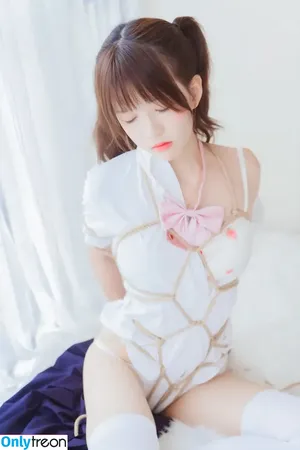 cherryneko0628 / arrias nude photo #4803
