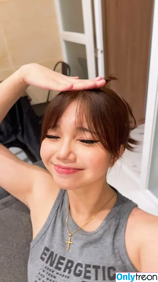 Chescakeuu nude photo #0027 (cmaggiofree)